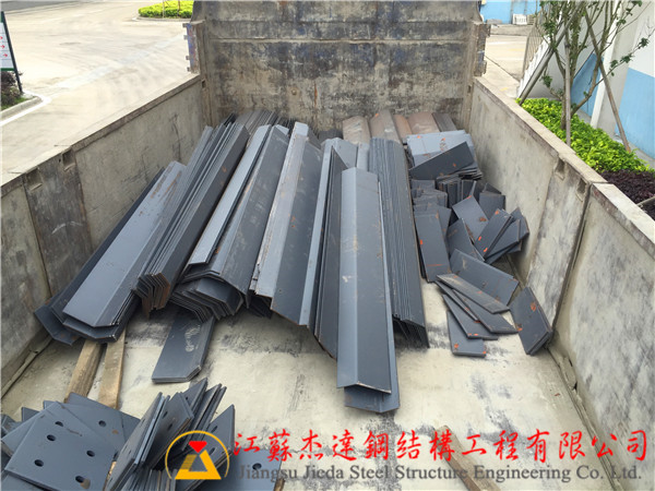 福建長(zhǎng)樂直屬庫(kù)倉(cāng)間罩棚拱形屋頂